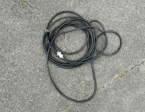 every-wht_ciki2born-01-01-j